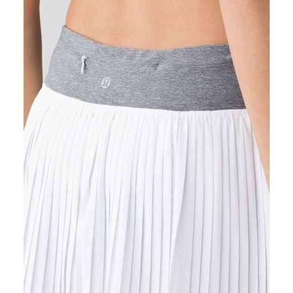 LULULEMON ATHLETICA Pleat To The Street 'White Heathered Slate's Size 2 - Picture 6 of 9